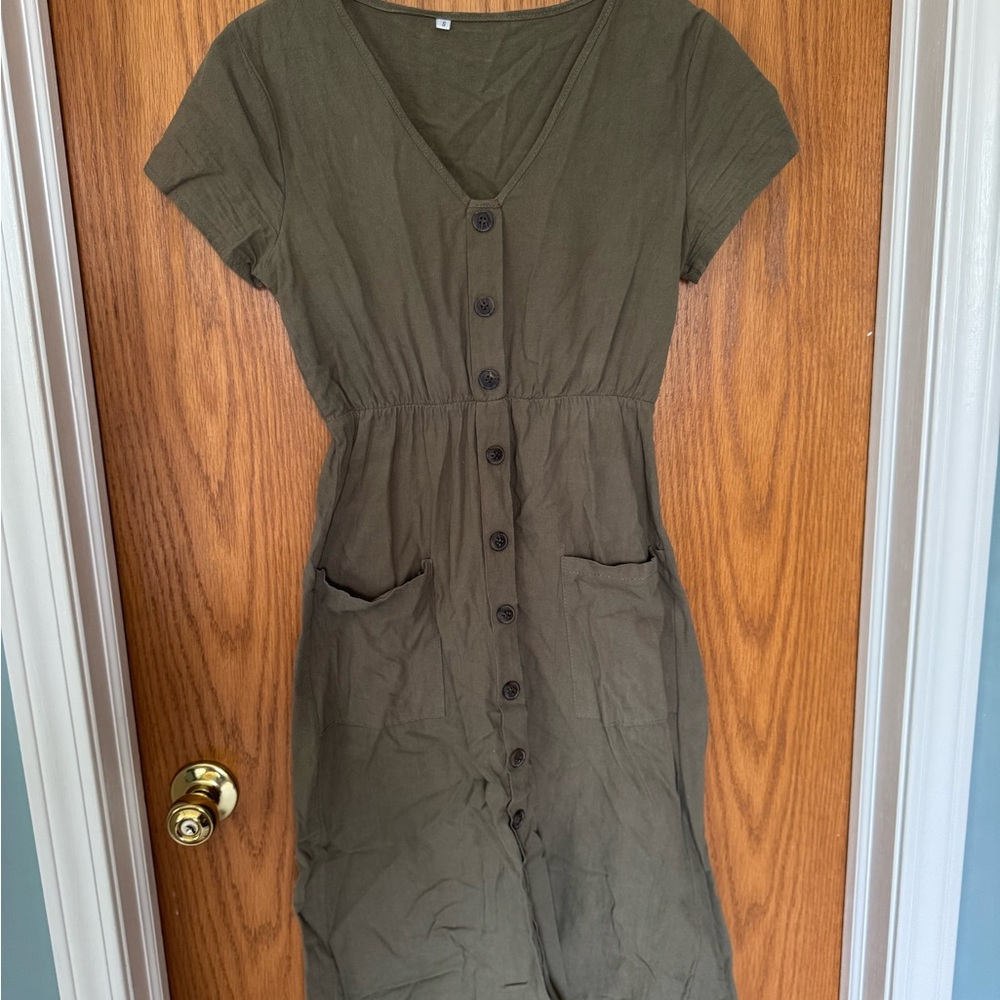 Small Green Buttoned Midi Sundress V-Neck